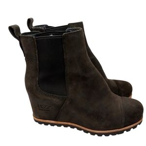UGG Australia  Pax Chelsea Wedge Boots